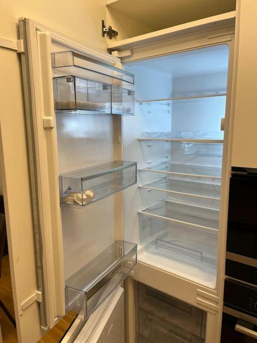Apartman Holesovice,Balkon,Garaz Praga Zewnętrze zdjęcie